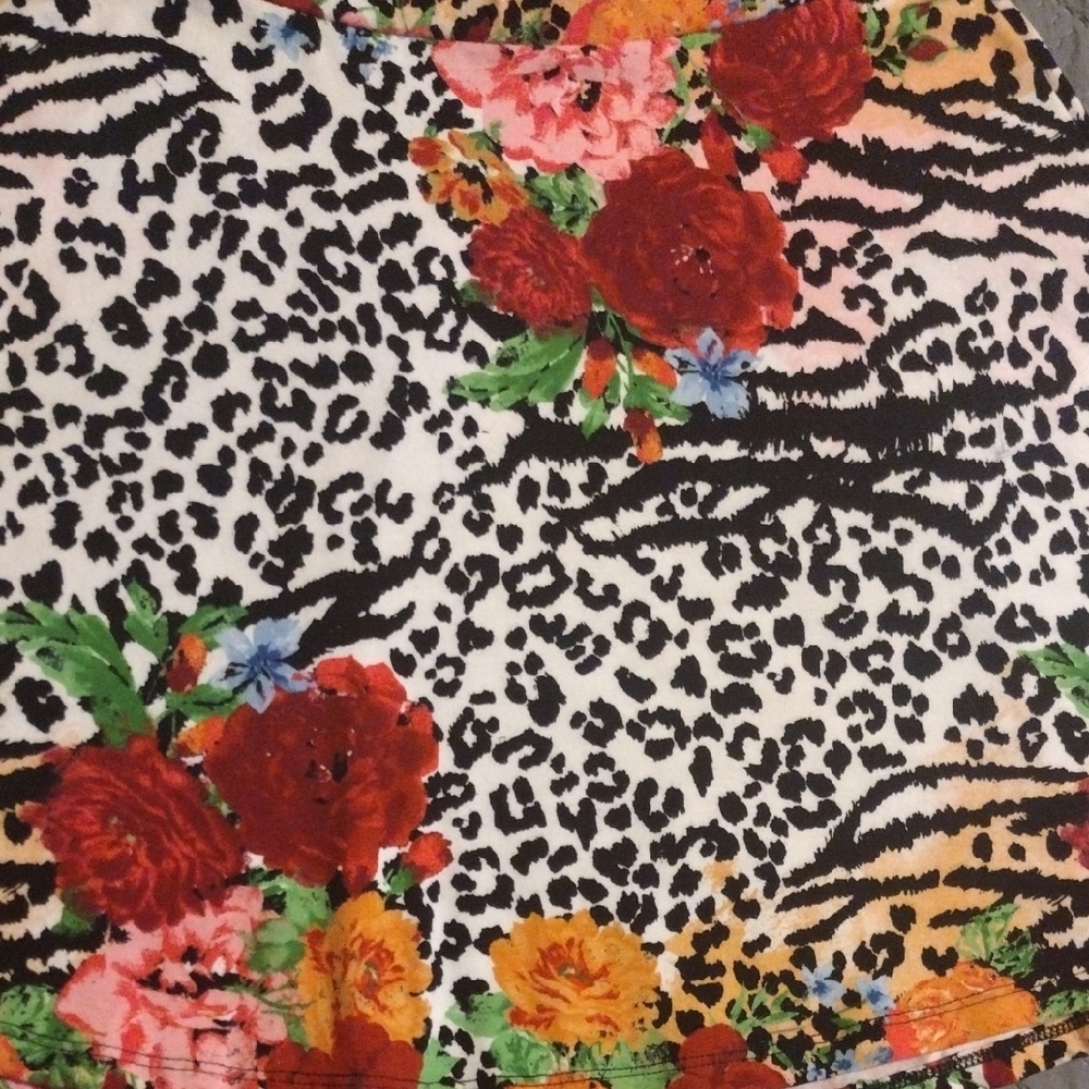 Charlotte Russe Multicolor Floral and Animal Print Mini Skirt​ - Picture 2 of 3